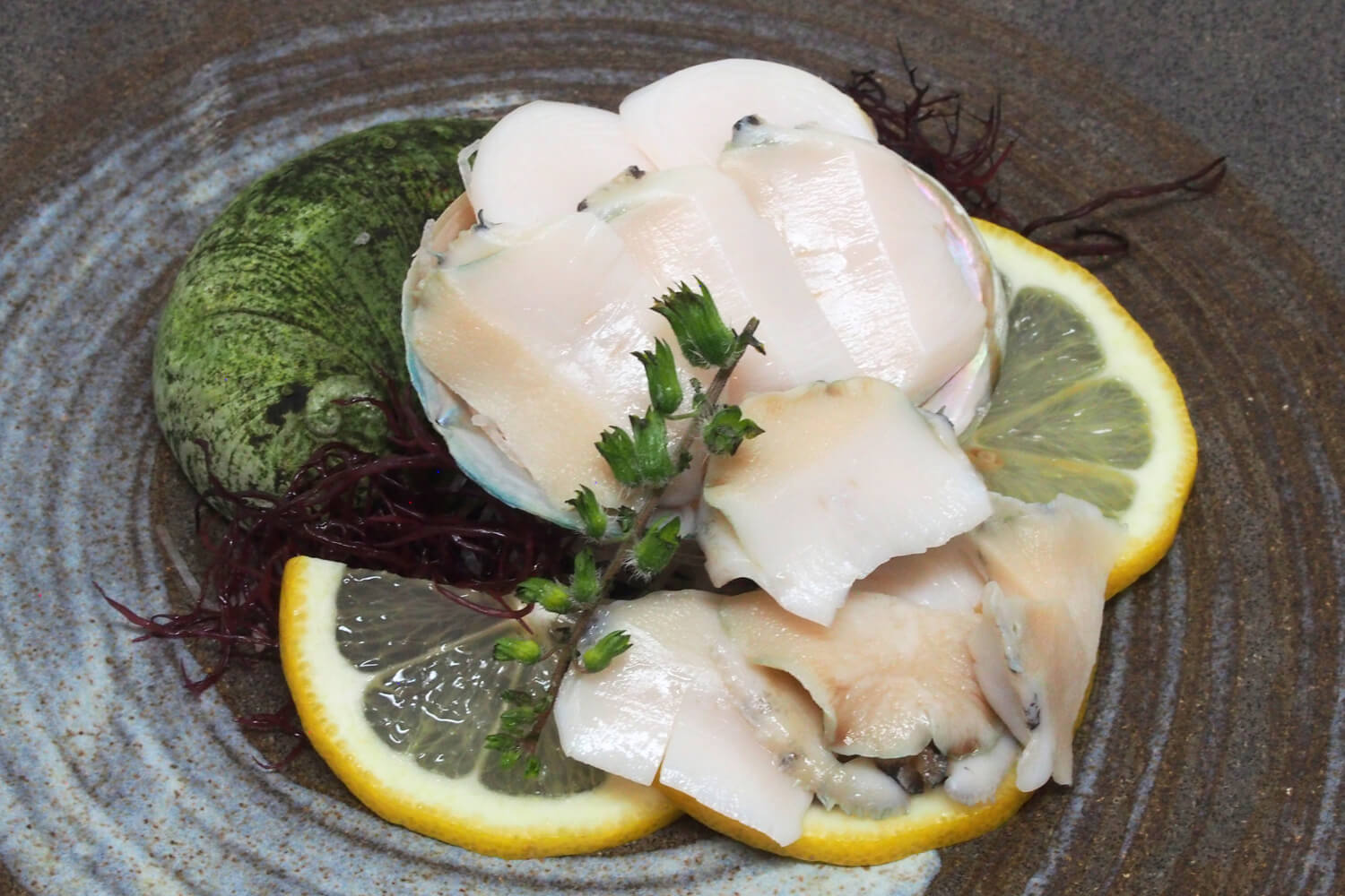 250520-edokko-nigiri-sushi-sashimi-awabi